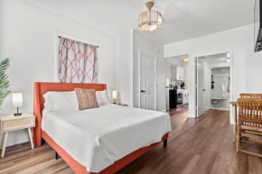 Luxury Studio with Modern Amenities in Vibrant Downtown St Pete